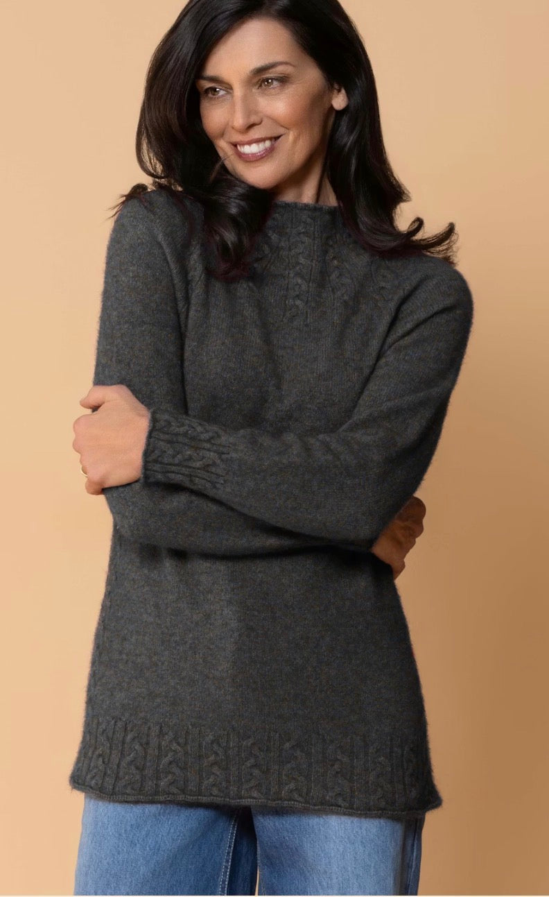 Noble Wilde/Possum-Merino Cable Funnel Neck