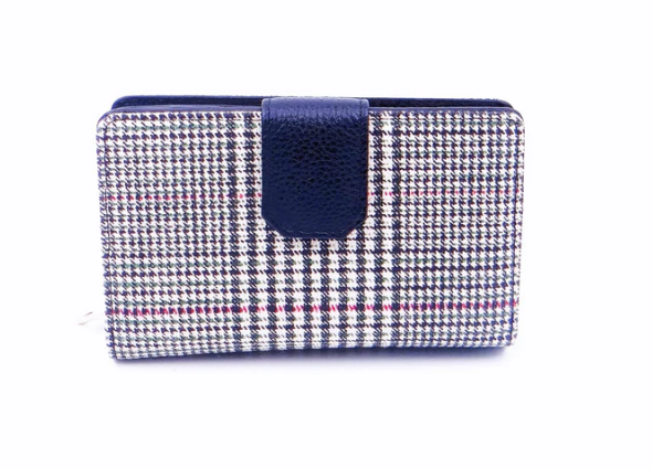 Second Nature Leather Medium Tab Wallet with Zip