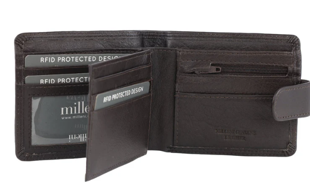 Milleni Men's Leather RFID Wallet C5130