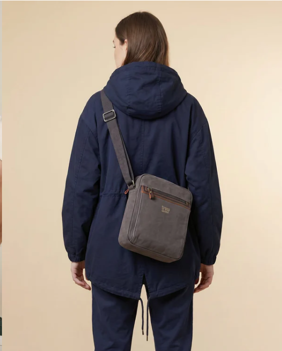 Troop Classic Zip Top Body Bag