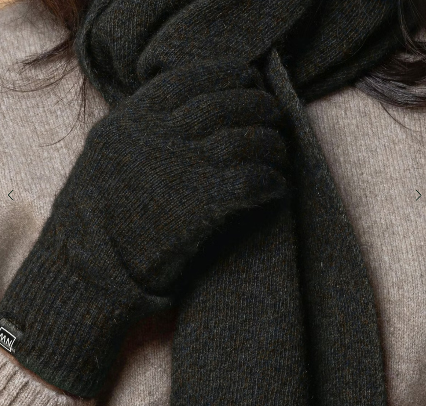 Noble Wilde Glove